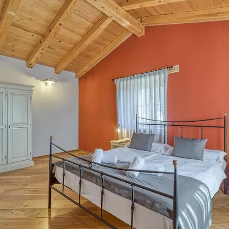 Graziela Villa Baderna