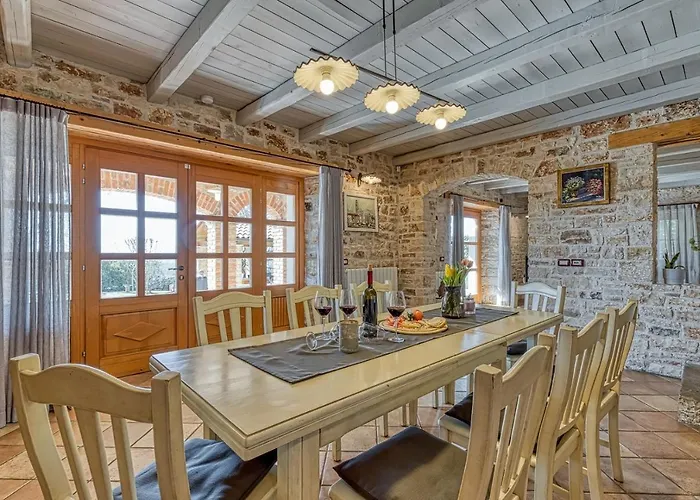 Βίλα Graziela Baderna