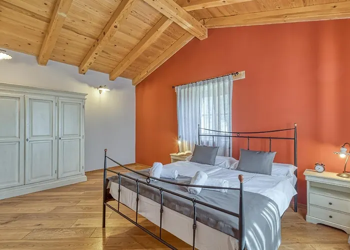 Graziela Βίλα Baderna